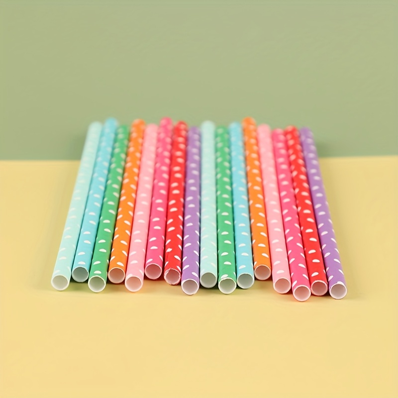 バー、誕生日、結婚式、パーティーに適したカラフルな使い捨て紙 - Paper Straw Color のレビューと価格
