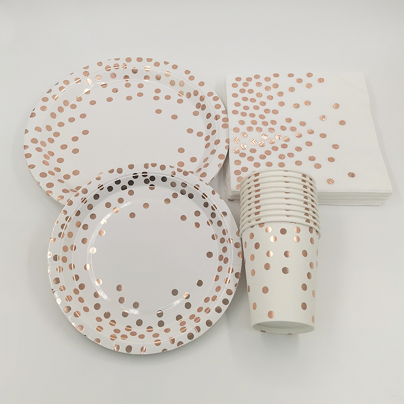 ローズゴールドパーティー食器キットテーブルクロスナイフフォー - Paper Straw Color のレビューと価格